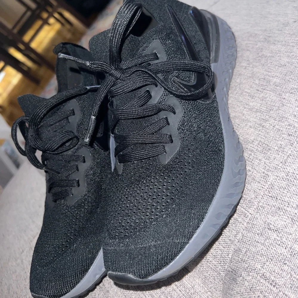 Nike Epic React Flyknit size 8